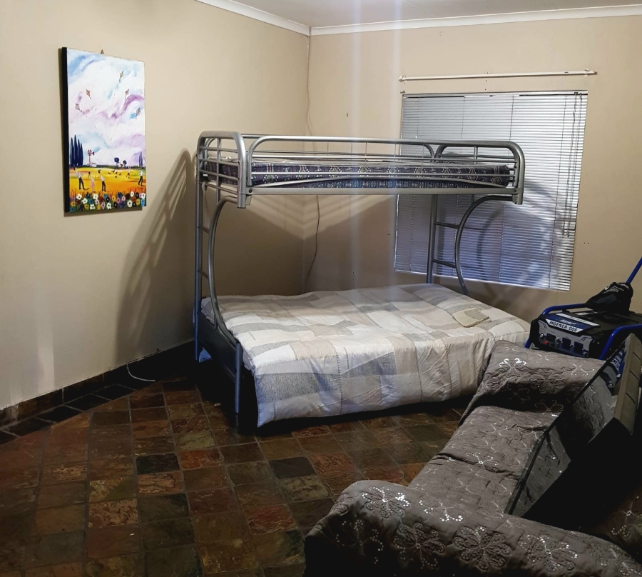 4 Bedroom Property for Sale in Geelhoutpark North West